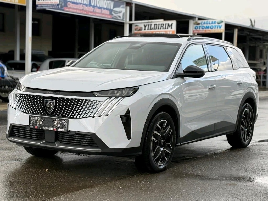 PEUGEOT 5008 1.2 HYBRID - 3