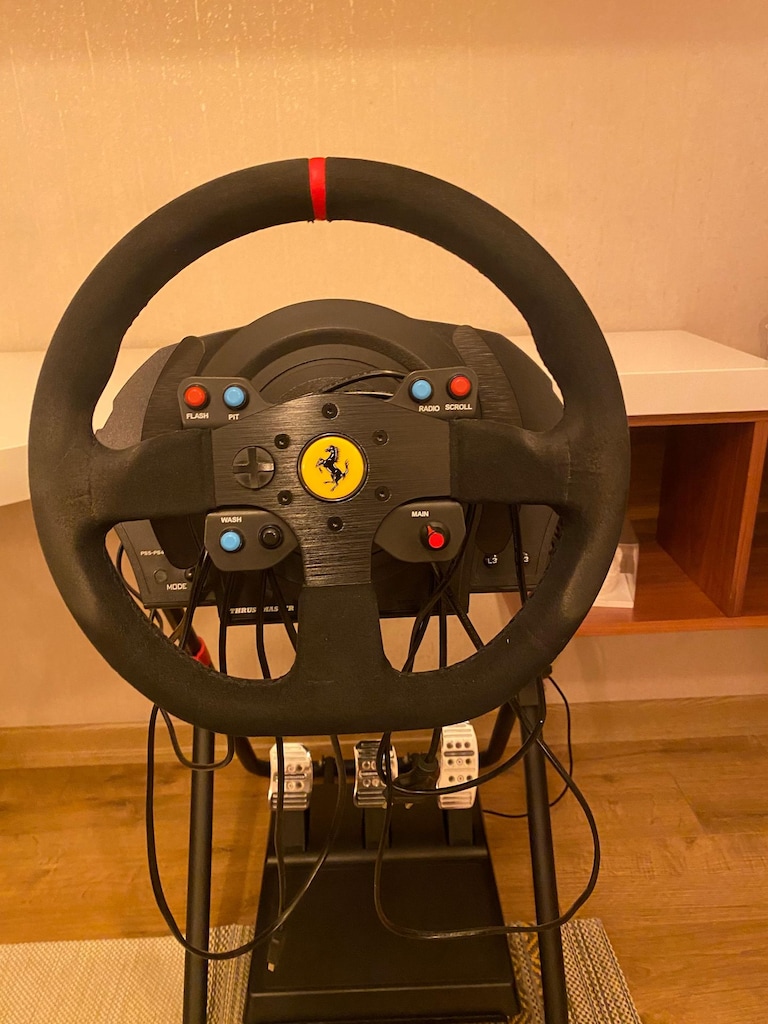 THRUSTMASTER T300 FERRARİ ALCANTRA KATLANIR STAND - 6