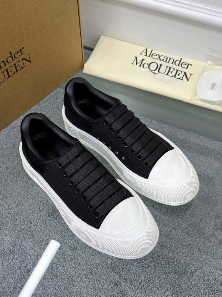 Alexander Mcqueen - 5