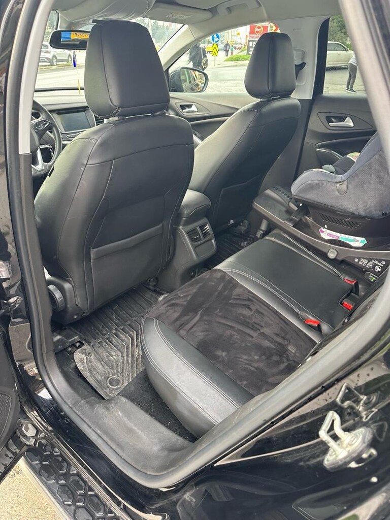 Opel grandlanx 1.2 t enjoy black edition - 10