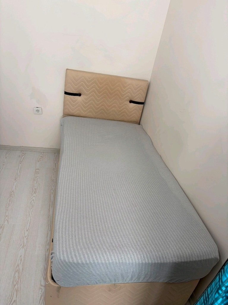 Satılık buzdolabı çamaşır makinesi koltuk yatak baza ve ocak üstü - 9