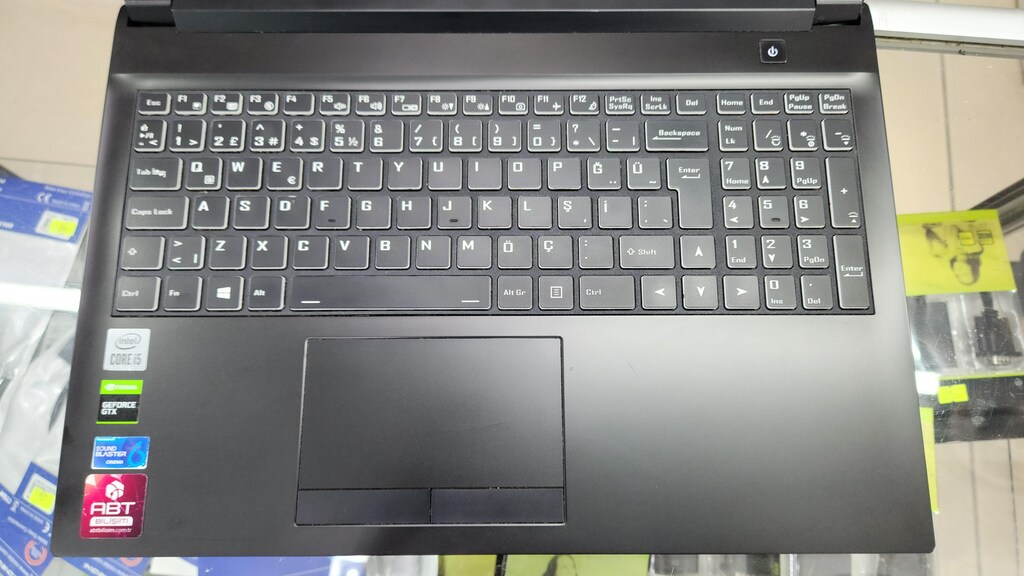 ABT BİLİŞİM – Monster Abra A5 i5 10. Nesil 16 GB RAM gaming laptop - 4
