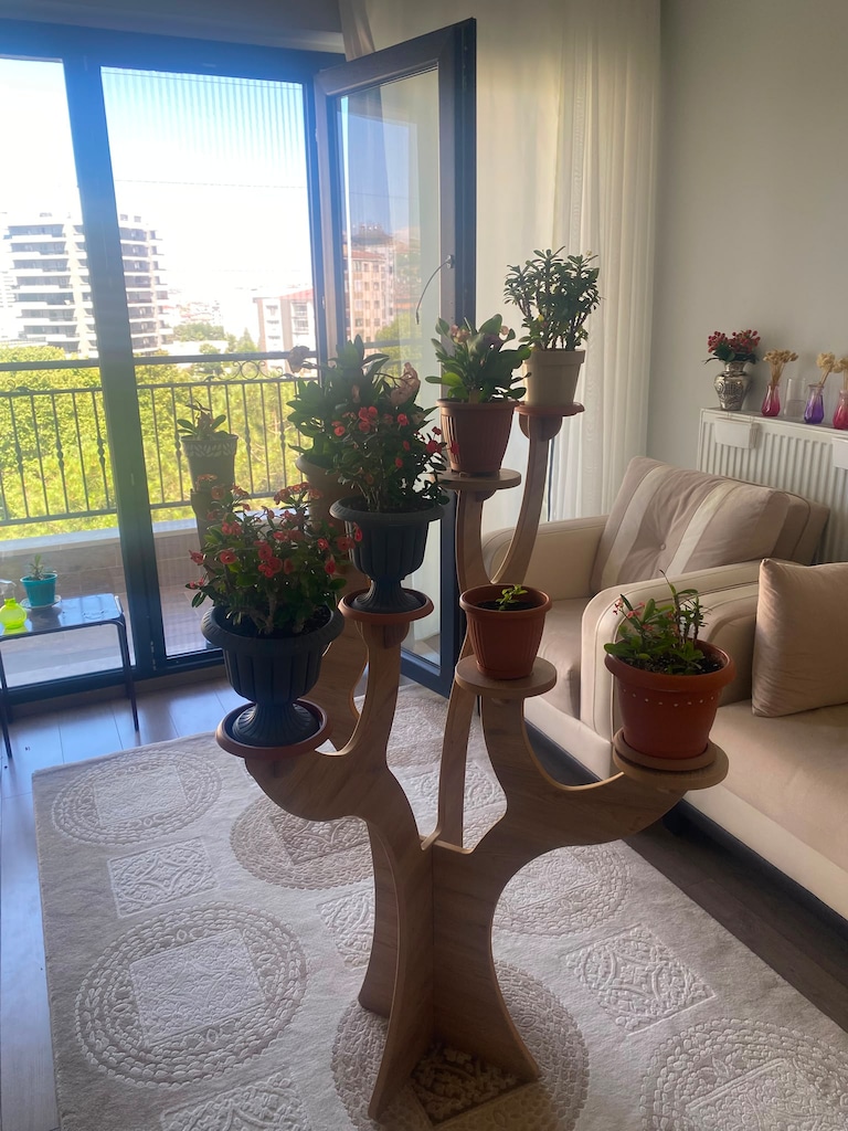 WOODEN MAN Dekoratif Ağaç Formlu Çiçeklik Standı