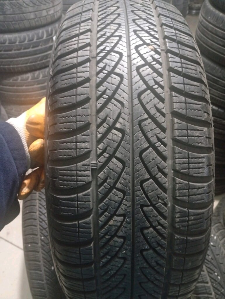 4adet çıkma lastikler 215/60R17 sıfır gibi lastikler - 5