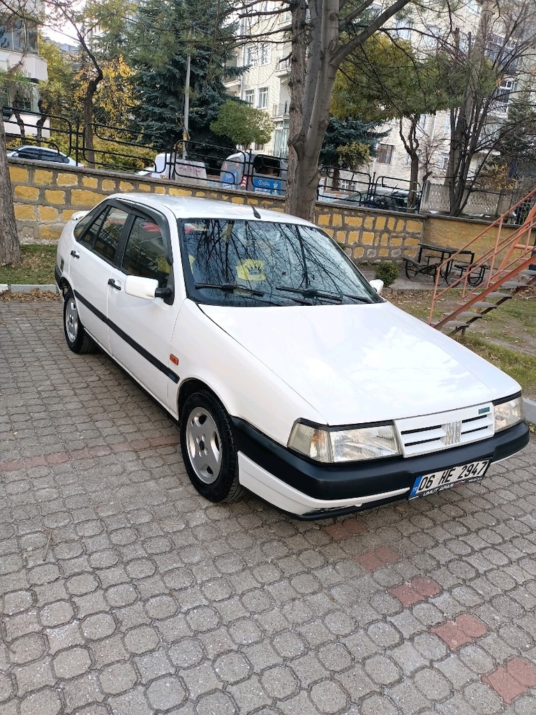 Beyaz Fiat Otomobil - 8