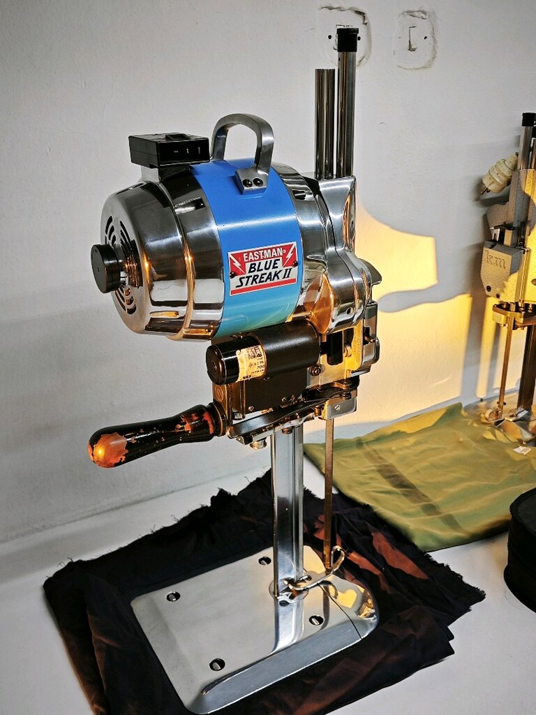 Eastman Kesim Motoru, Kesim Masası, Pastal Başı - 6