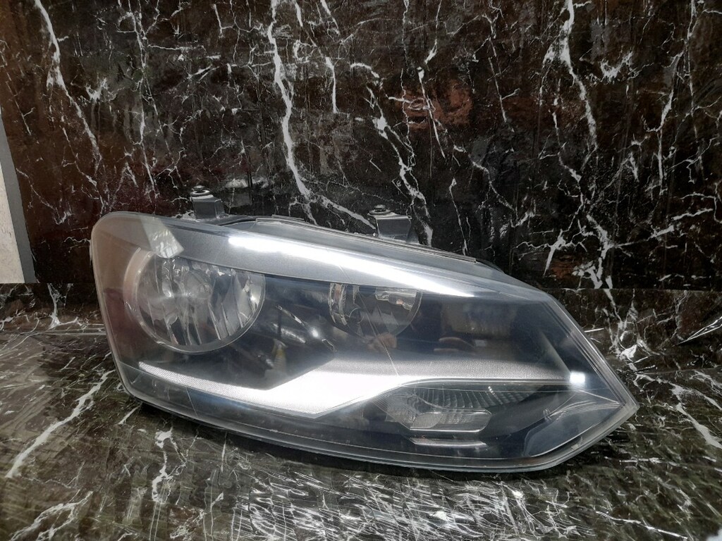 Volkswagen Polo Sağ Ön Far Çıkma Orjinal - 5