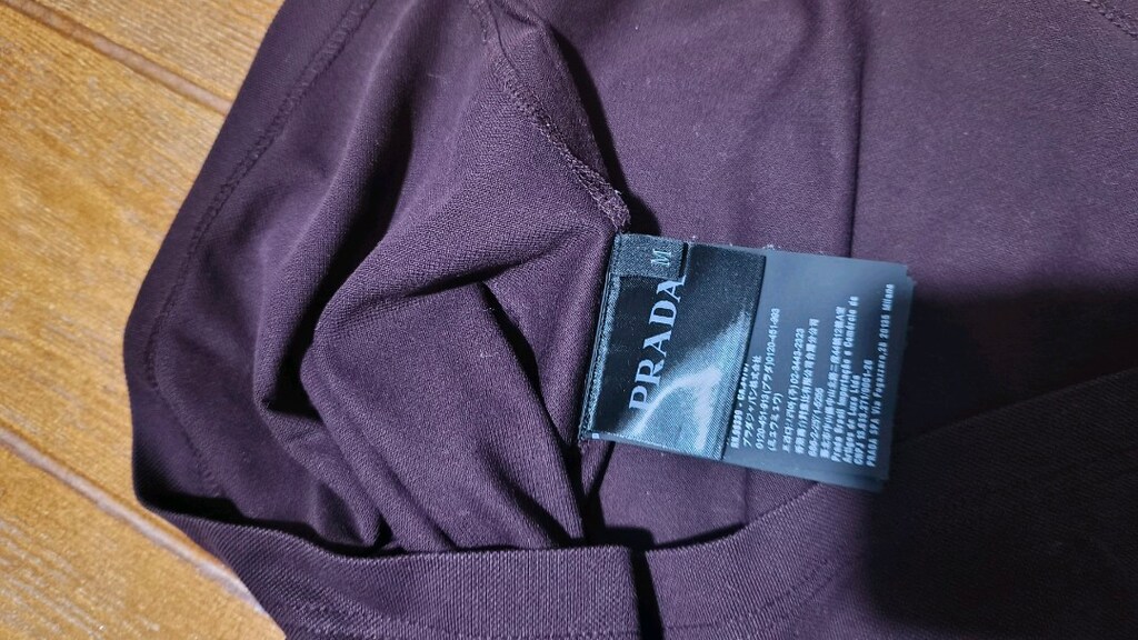 Prada mürdüm ya da vişne çürüğü rengi şık hafif likralı tshirt.. - 6