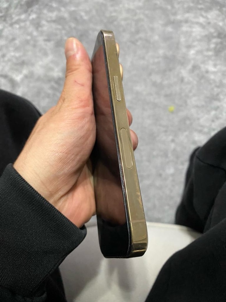 iPhone 14 pro - 2