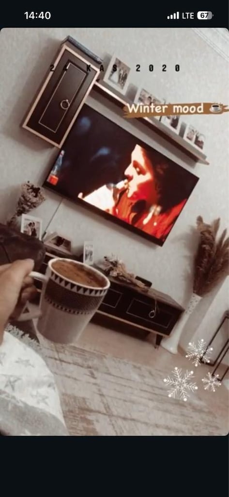 sıfır gibi temiz koltuk+ yemek odası+tv seti