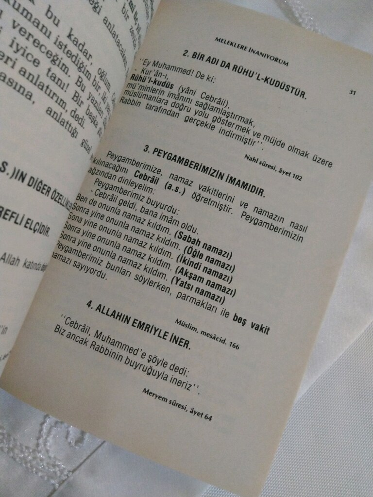 MELEKLERE İNANIYORUM. - M. Yaşar Kandemir - 4