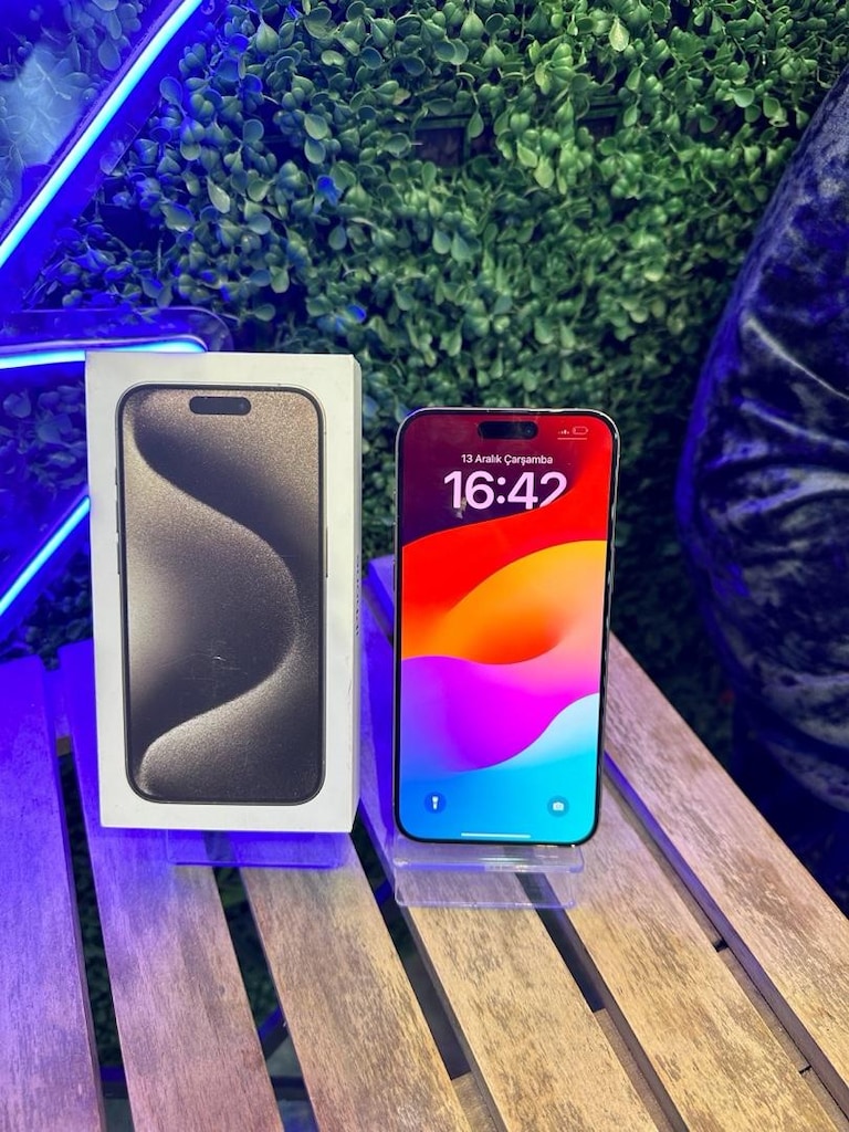 İphone 15 pro 128 gb natural titanyum - 2