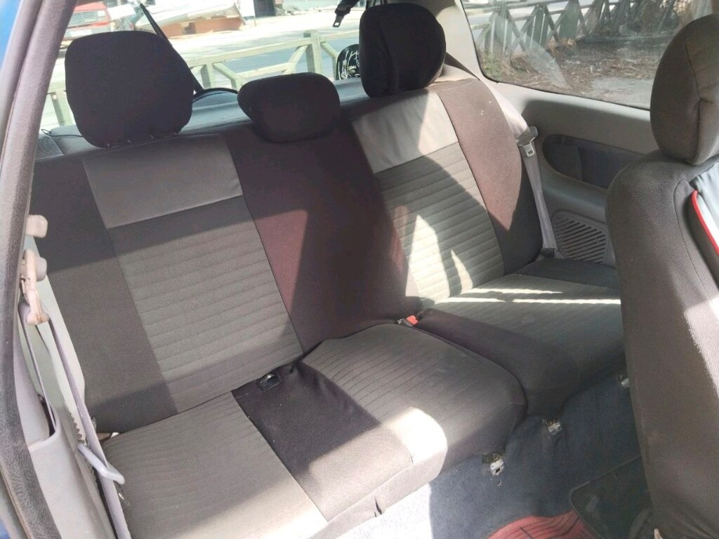 Renault Clio 1.6 Sport - 12