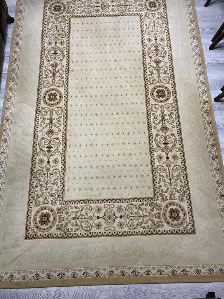 Saray marka yün halı - 2