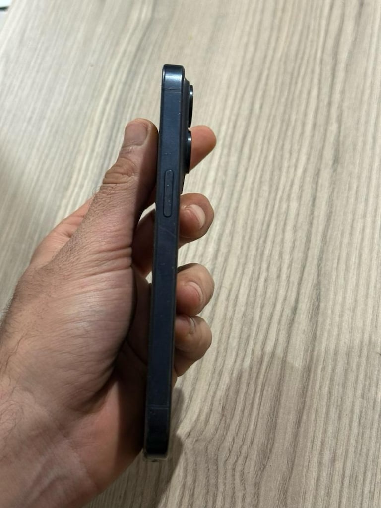 iPhone 15 PRO - 2