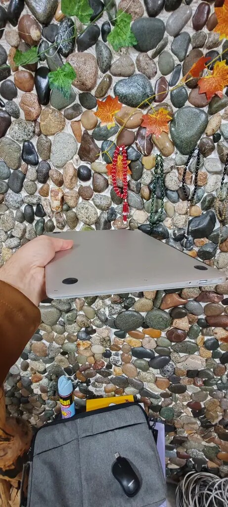 Apple Macbook AİR 2017 tertemiz - 3