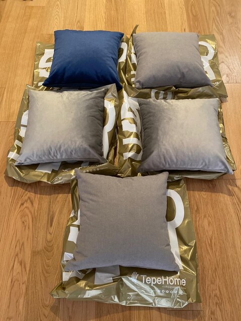 1 Tanesi 1.700 TL, Tepe Home marka kırlent / yastık, sıfır ürünlerdir