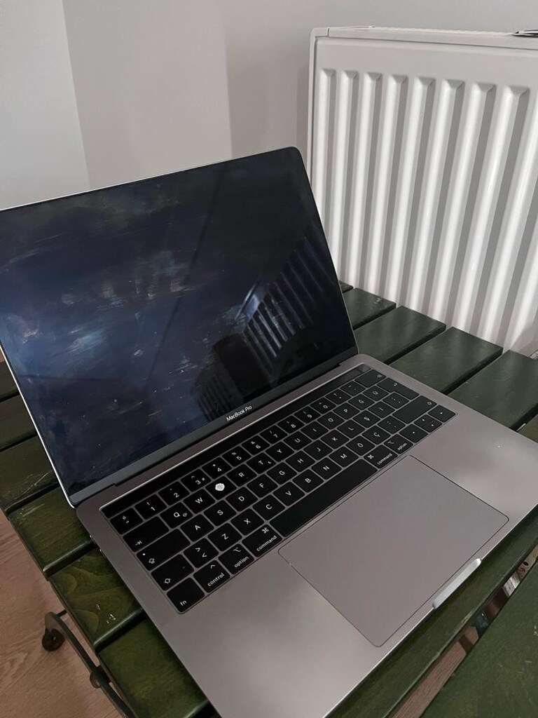 MacBook Pro 2019 | 13” | i5 | 8GB RAM | Temiz & Sorunsuz - 4