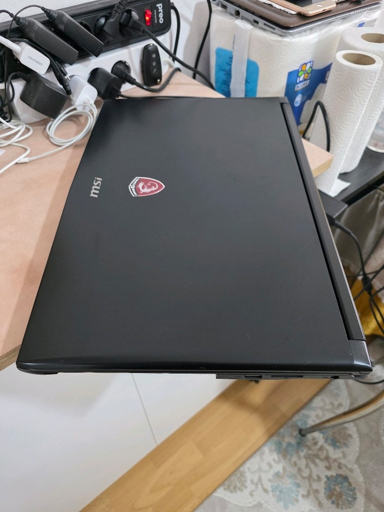 MSİ MS-1793 İ7-5700HQ 8GB RAM 128GB NVMe SSD 2GB EKRAN KARTI FULL HD - 7