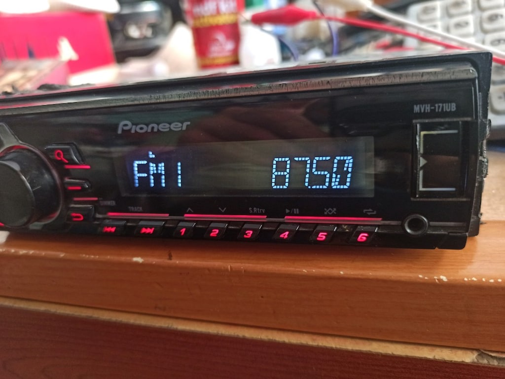 eski seri Pioneer USB AUX RADYO tek anfi çıkışli oto teyp sorunsuz - 5