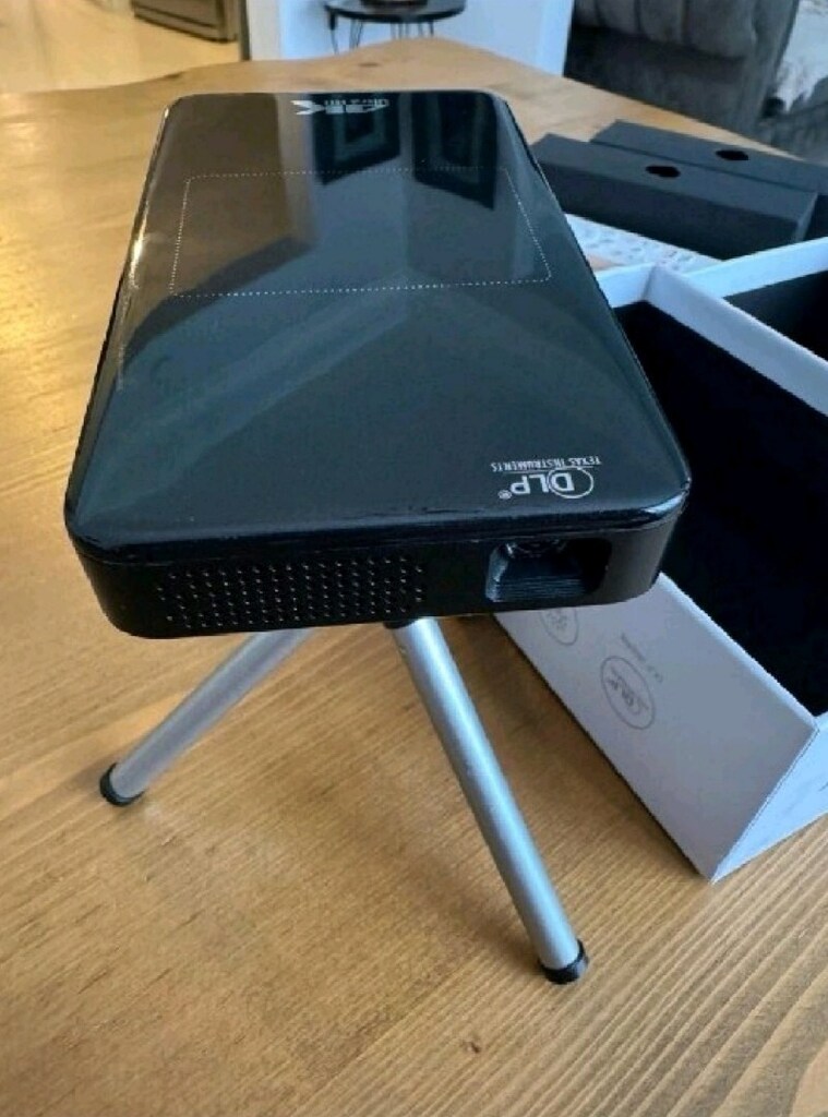 Acer DLP 4 K Mini Cep Projeksiyon - 4