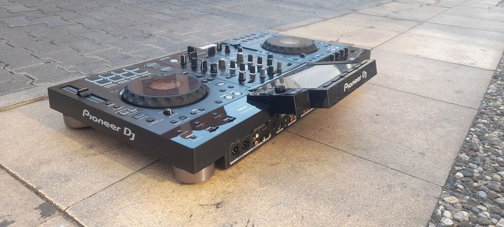 PIONEER X DJ RX 3 DJ CONTROLLER ALL IN ONE - 145.000 TL - 12