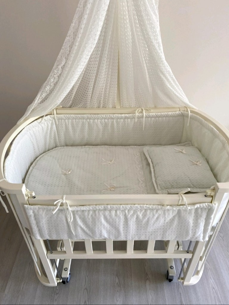 Çok Temiz Ahşap Sallanan Bebek Beşiği - 3