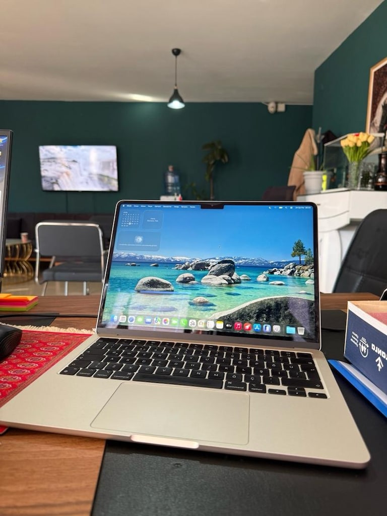 MacBook Air m3 - 5