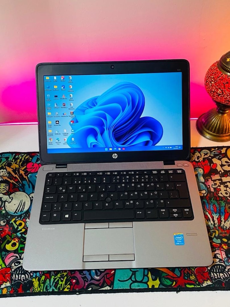 HP- İ7-16GB RAM-128GB SSD METAL KASA LAPTOP - 6