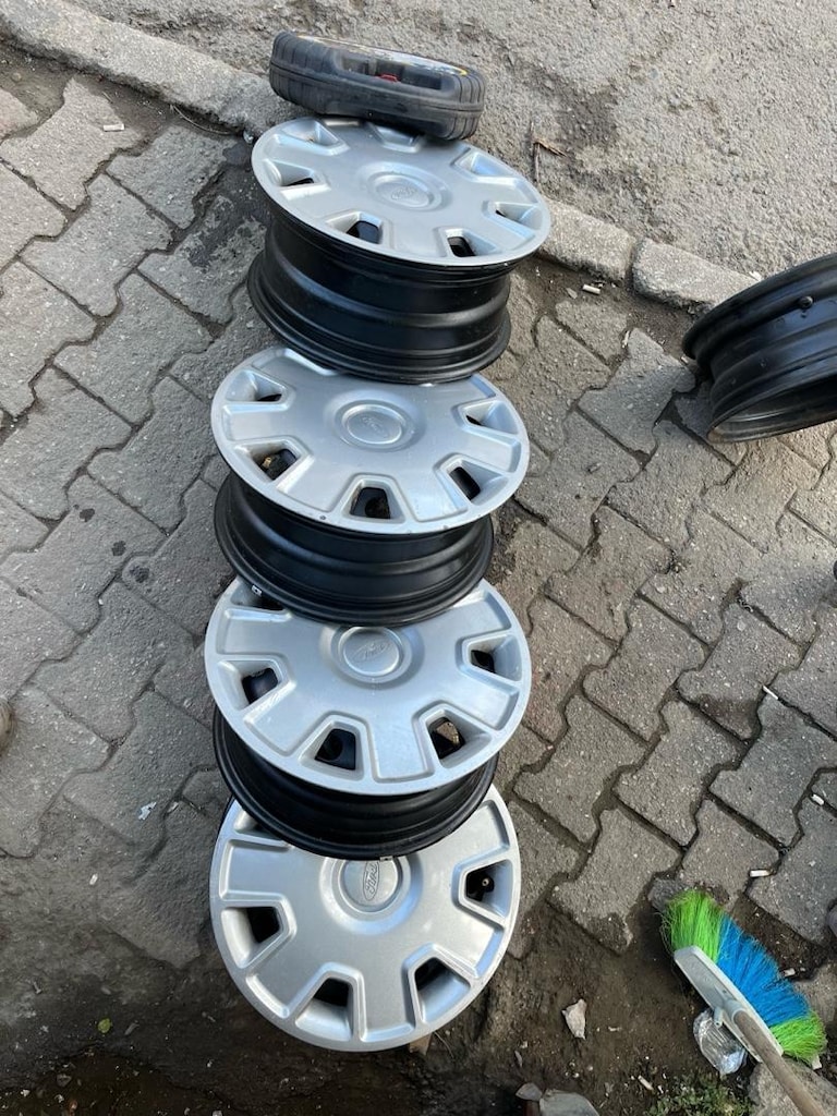 ford jantı 15x6 - 12
