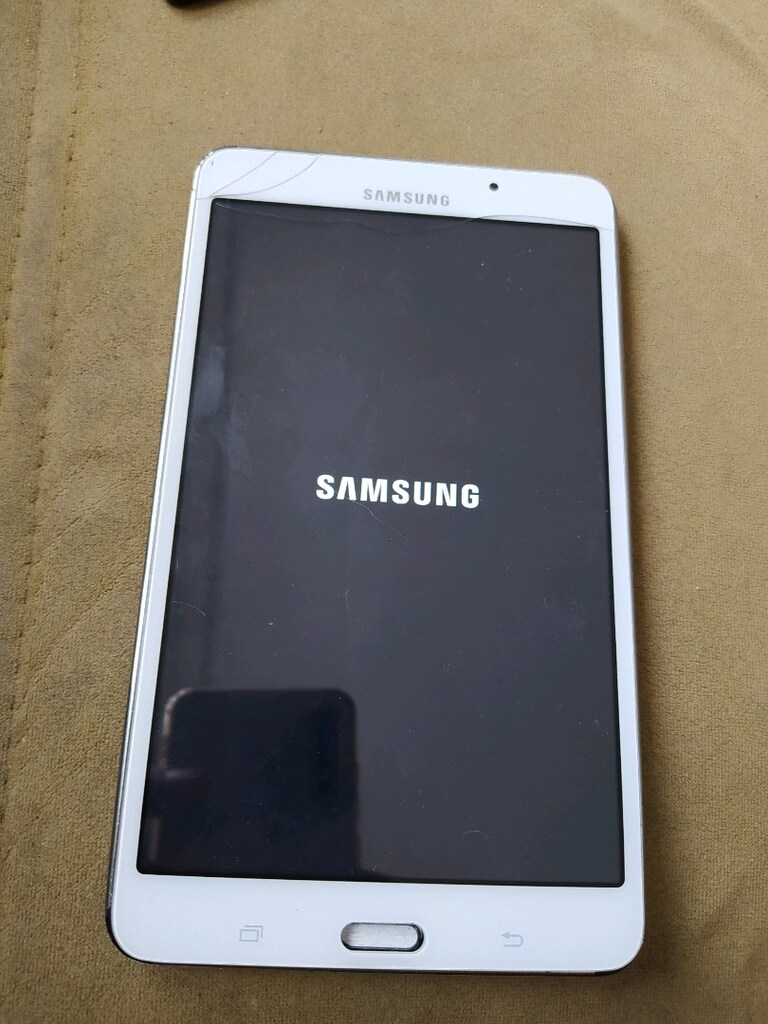 Samsung T230 - 2