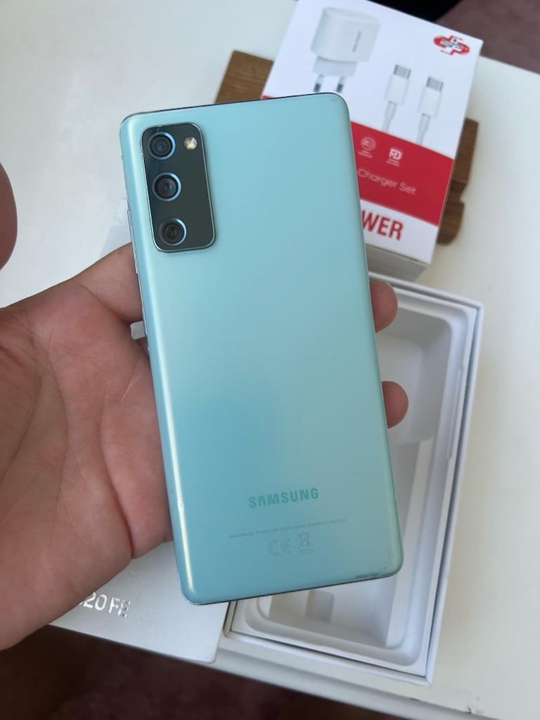 Samsung S20 FE 5G 128 GB Orijinal TR Cihaz - 3