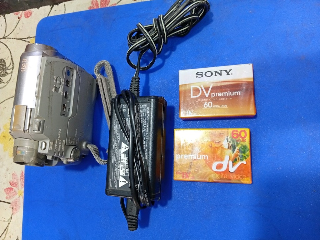 Sony Handycam Mını Video Kamera (Calısır durumda/Ful set) - 3