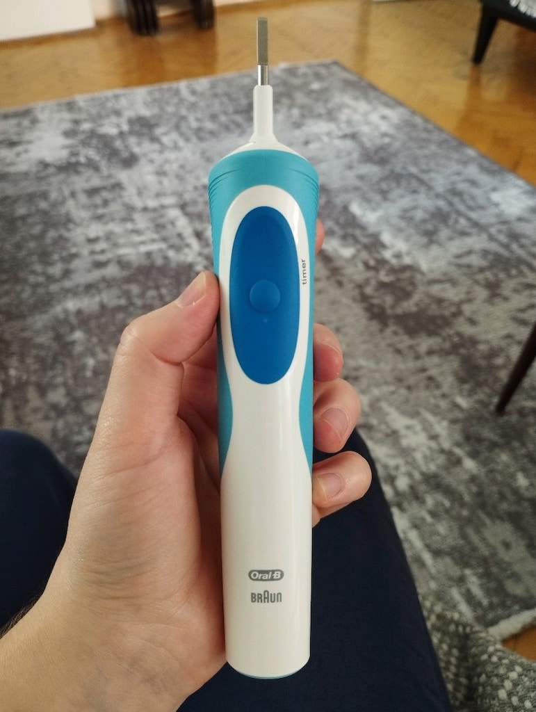 Oral-B Şarjlı Diş Fırçası - 7
