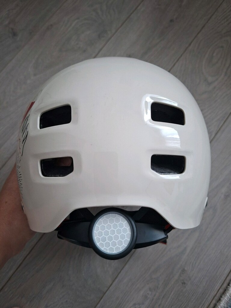oxelo m540 kask sifiri decathlonda 1500tl . sifi4 ayarinda 1 kere kull - 5