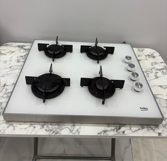 Beko BSTOC 827 B Set Üstü Ocak