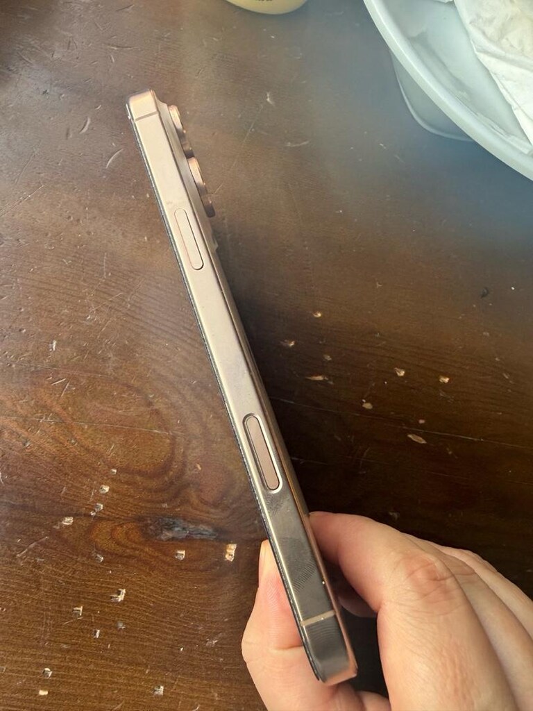 İphone 16 pro max - 3