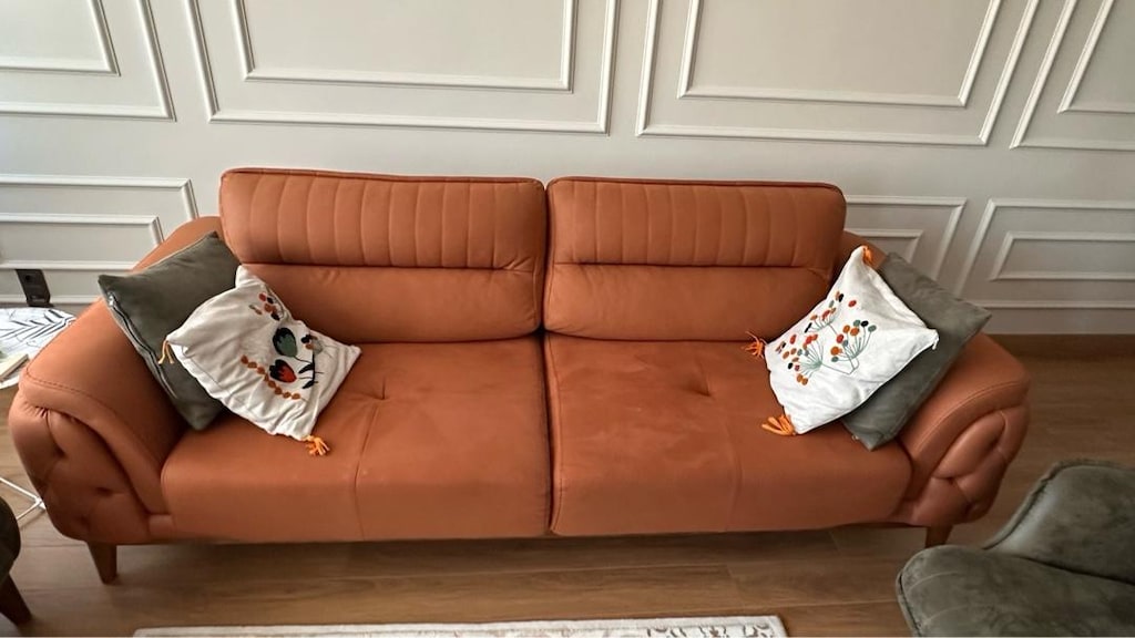 2 adet 3’lü koltuk ve berjer satılık - 4