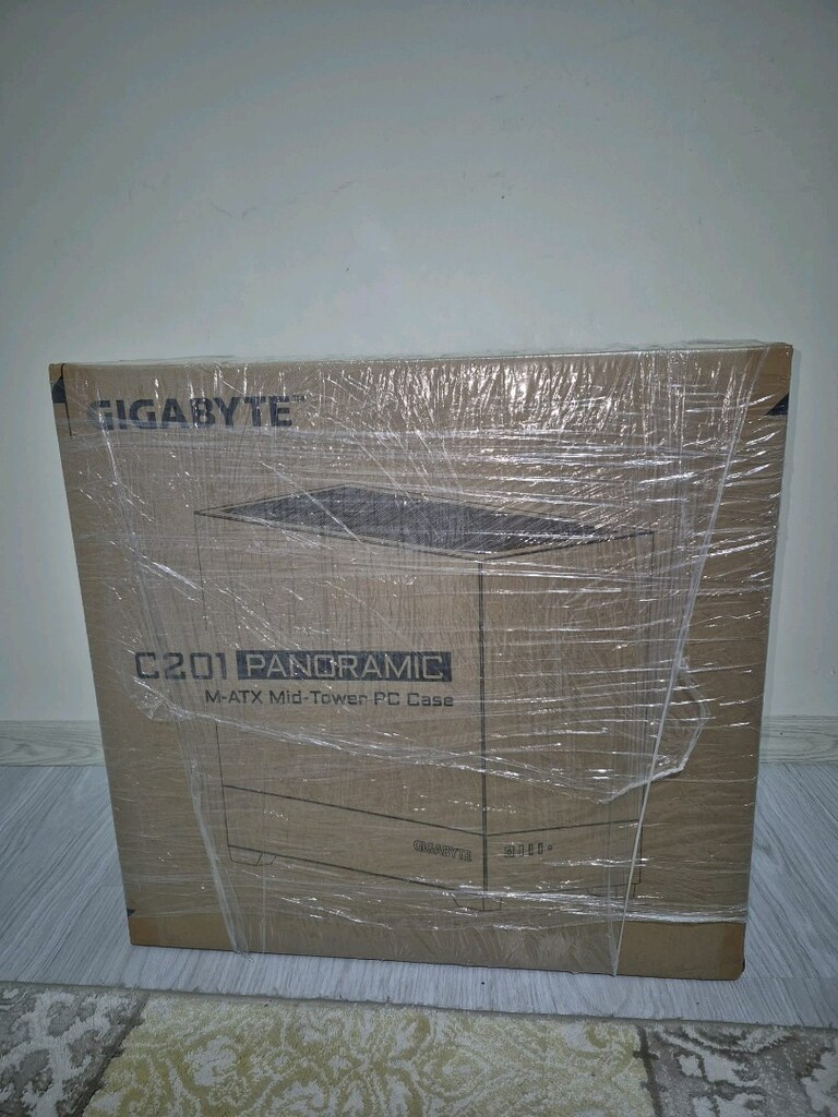 Gigabyte C201 Panoramic Akvaryum Boş Kasa Sıfır - 3