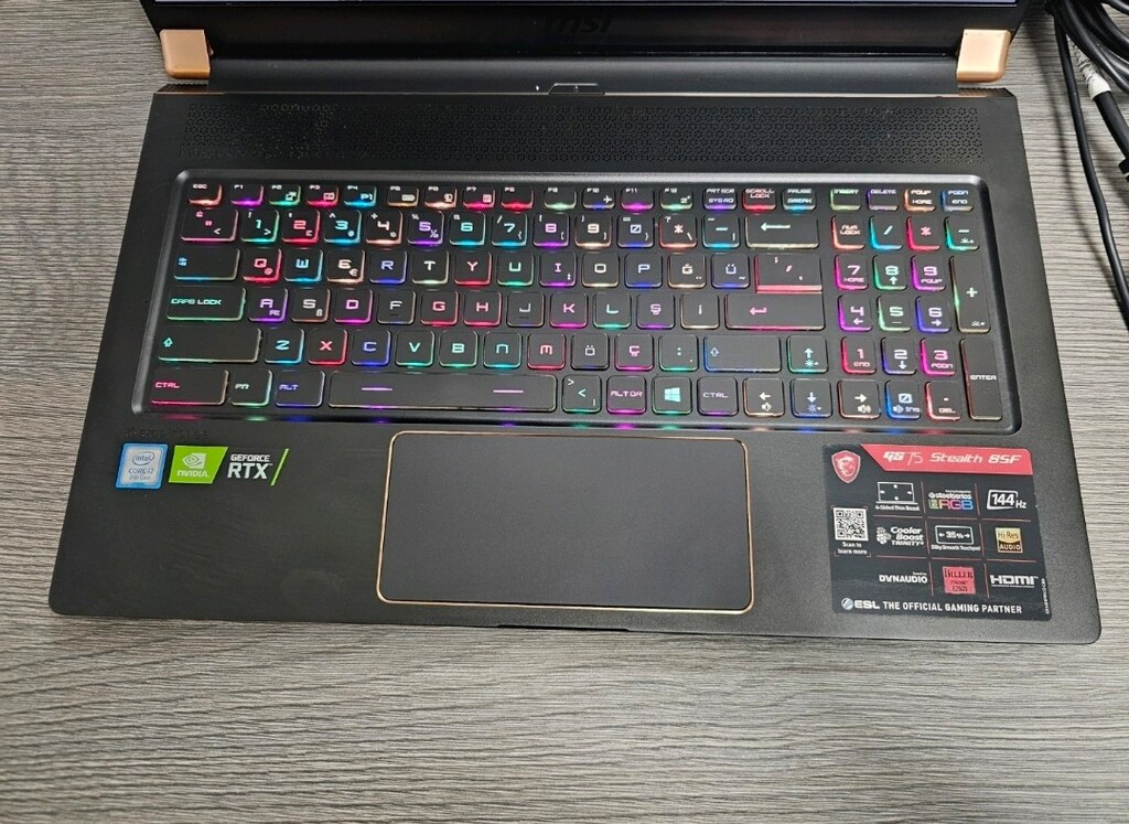 MSİ STEALTH DEV EKRAN OYUNCU BİLGİSAYARI - 2