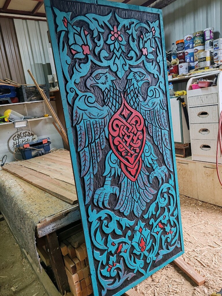 Tamamı el oyması ile işlenmiş eski kapı Selçuklu kartalı 94/210 cm. - 2