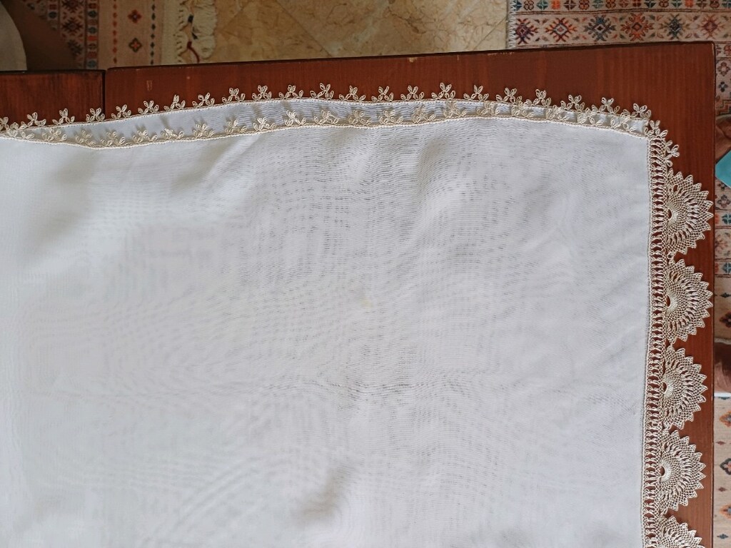 Açık krem ipek iğne oyalı en 95cm boy142cmmevlüt örtüsü - 3
