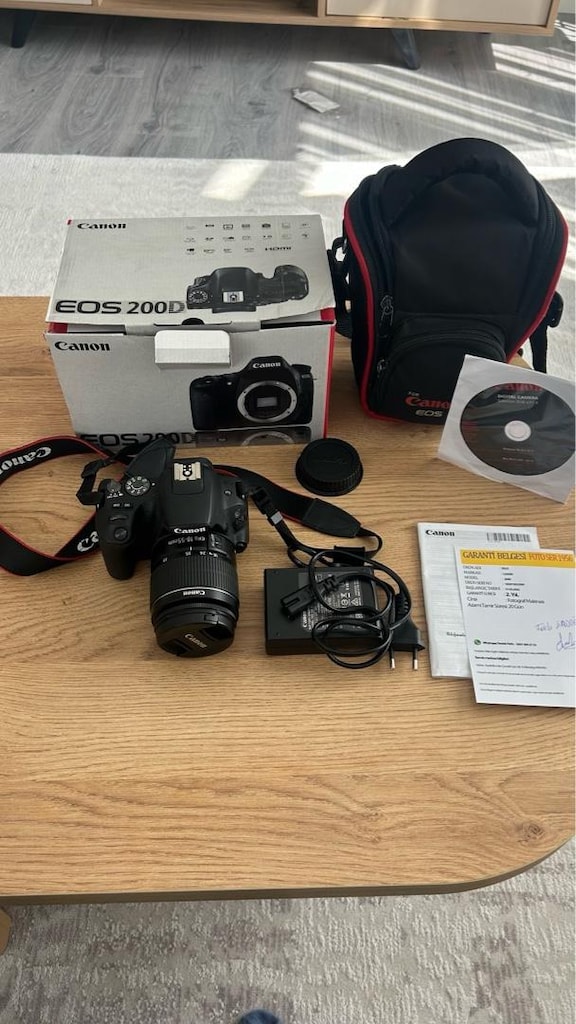CANON Eos 200d - 7