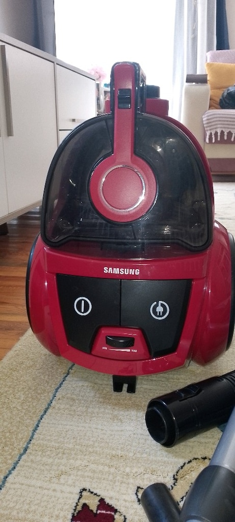 Samsung Cyclone Force Elektrikli Süpürge – Güçlü Çekiş