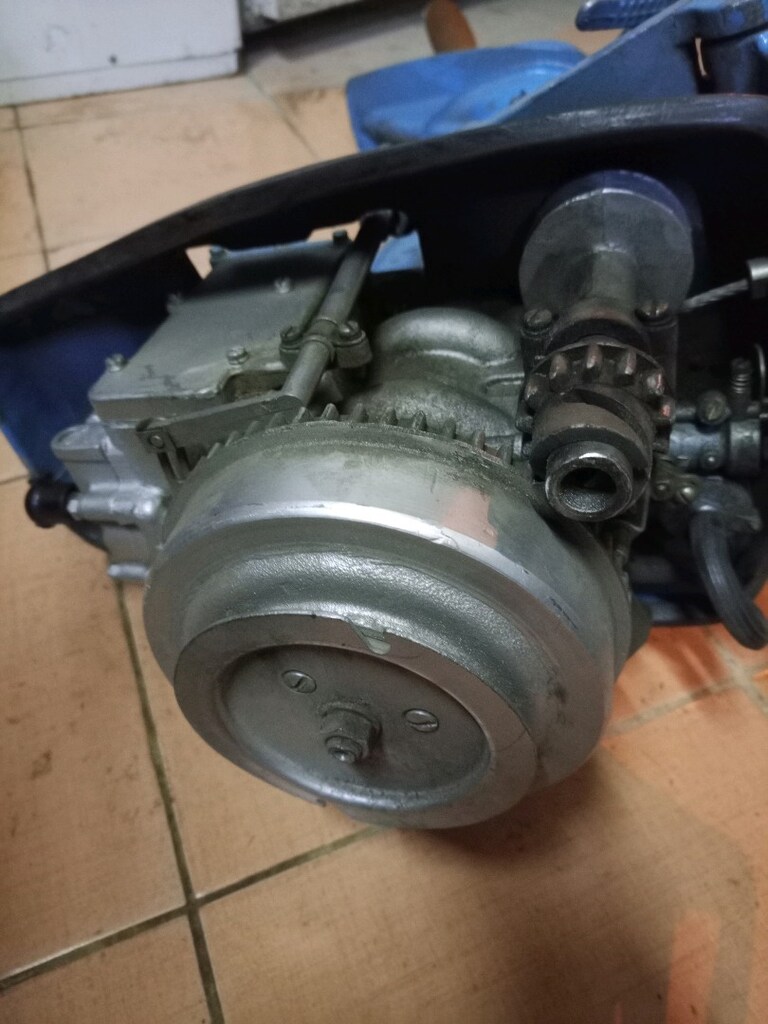 Tekne motoru dıştan takmalı 8 hp iyi durumda - 7