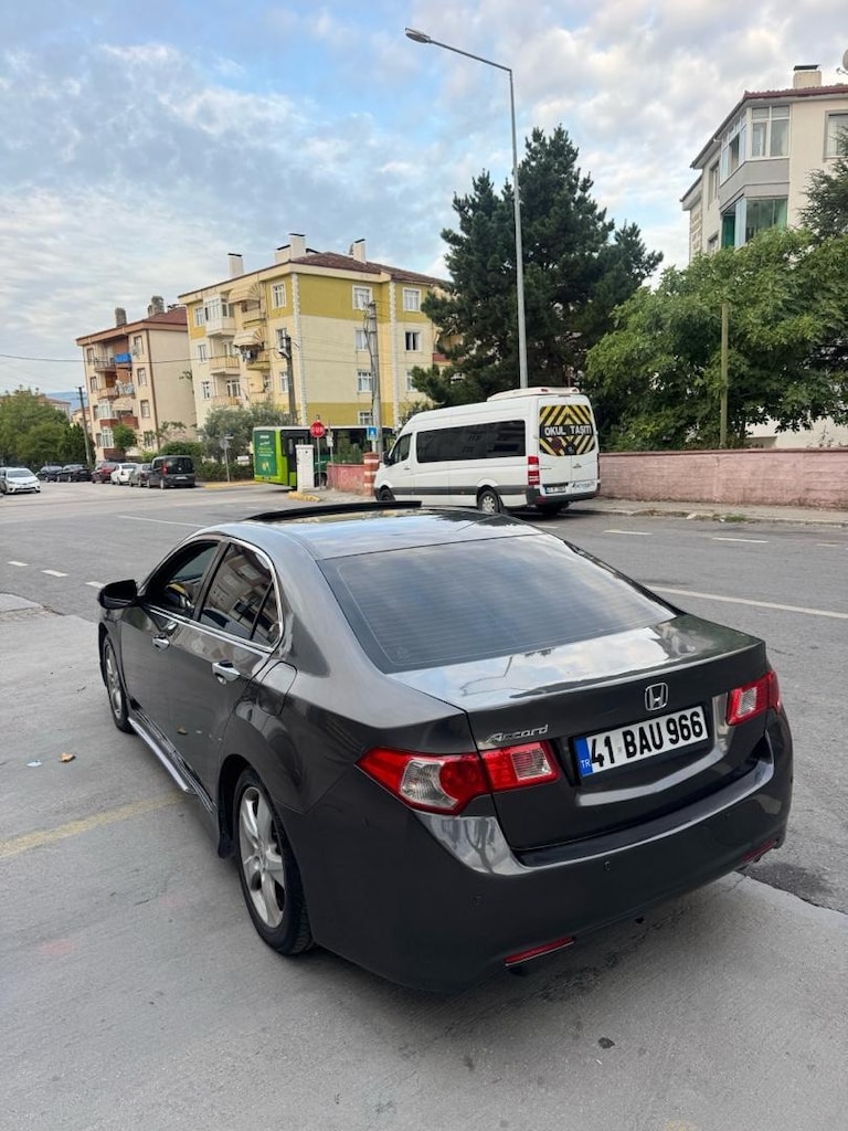 Honda Accort 2.0 Executive - 8