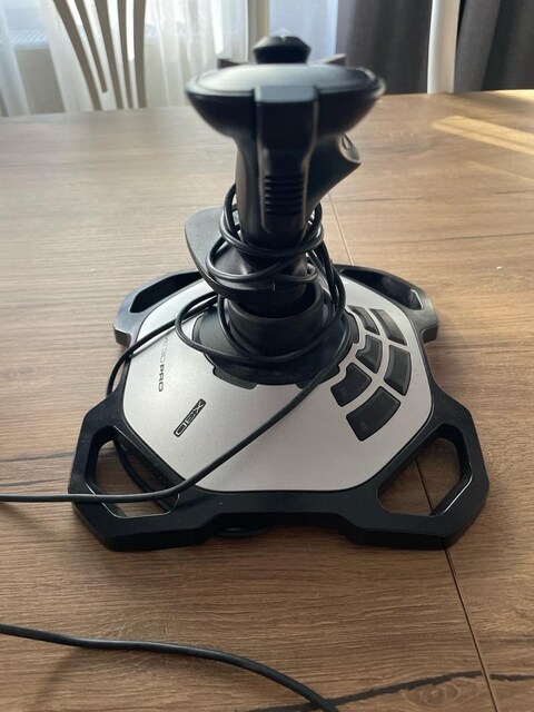 Logitech Extreme 3D Pro Joystick – Temiz ve Sorunsuz