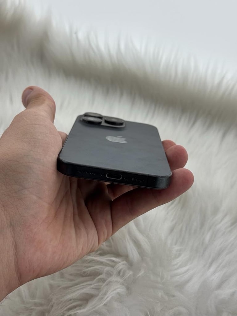 iPhone 15 Pro 128 GB ÇİZİKSİZ HATASIZ - 4