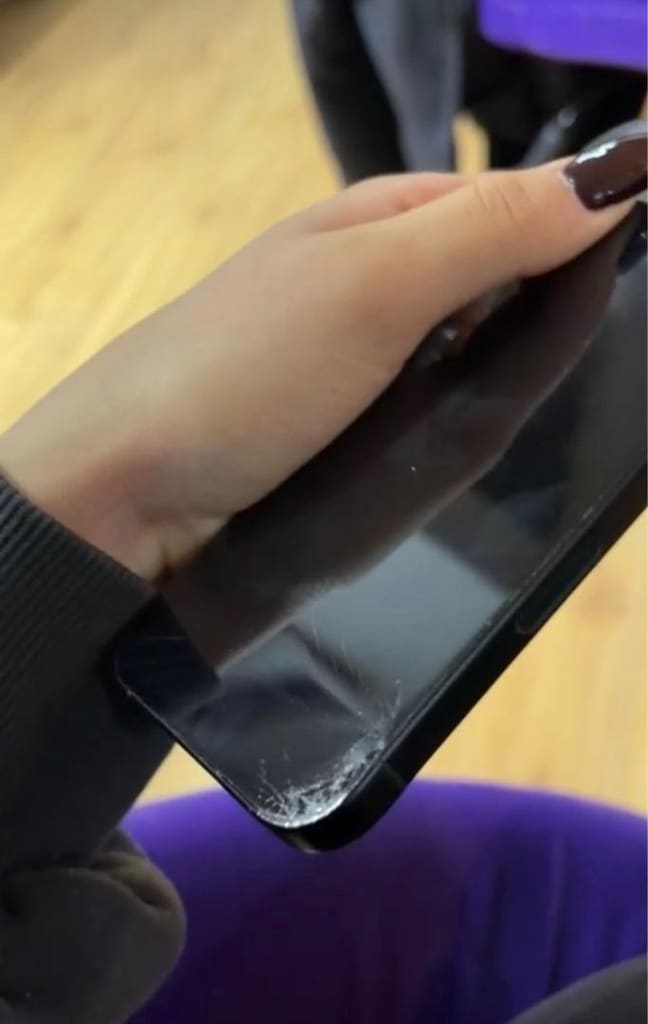 I phone 16 - 4