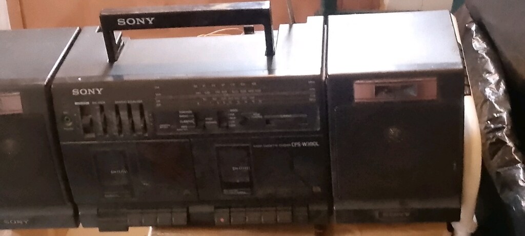 Sony marka çift hoparlör teyyip - 8